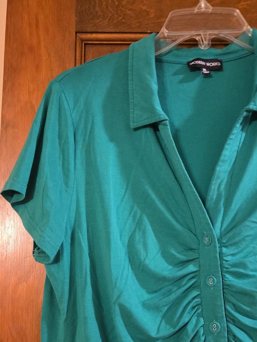 Teal Ruched Button-Front Short Sleeve Blouse - Picture 4 of 5